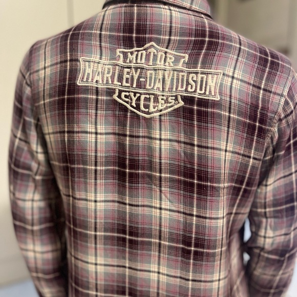 Harley-Davidson Tops - 💜Women’s Royal Purple Genuine Harley Davidson Flannel 🏍